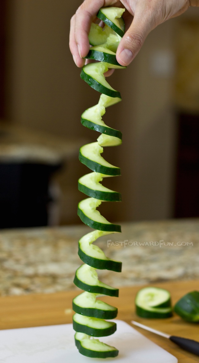 3 Super Fun and Easy Ways To Cut A Cucumber (awesome video tutorial and photos here!) | Fast Forward Fun