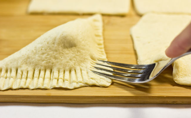 Easy Nutella Pastry Pockets -- So easy and yummy!